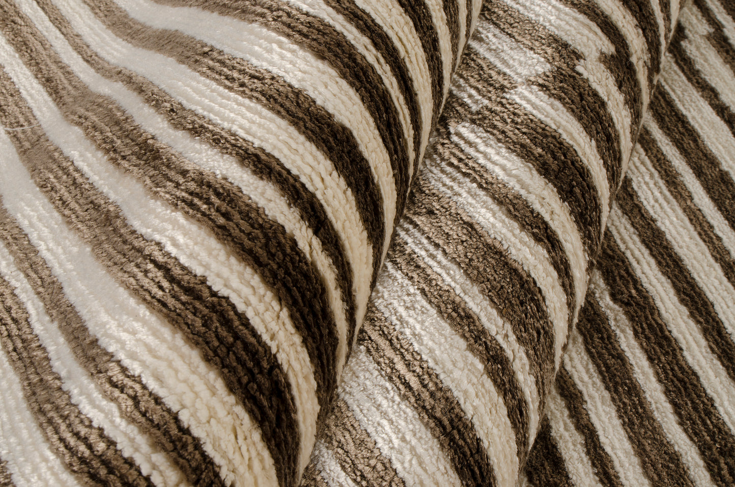 Harlequin Cappuccino