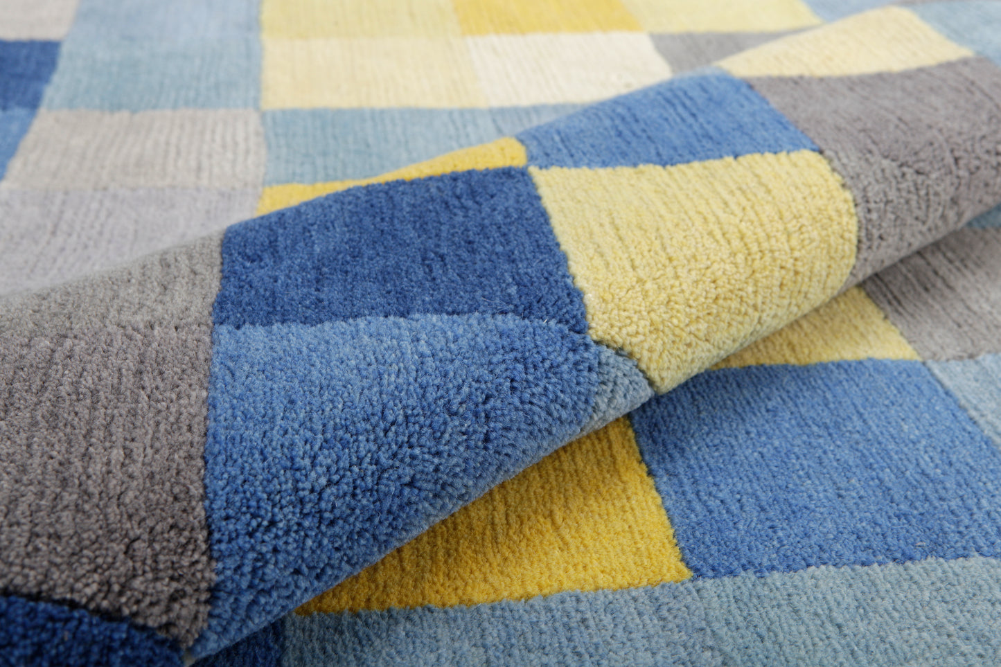 Bauhaus 2 designer carpet by Gertrud Arndt