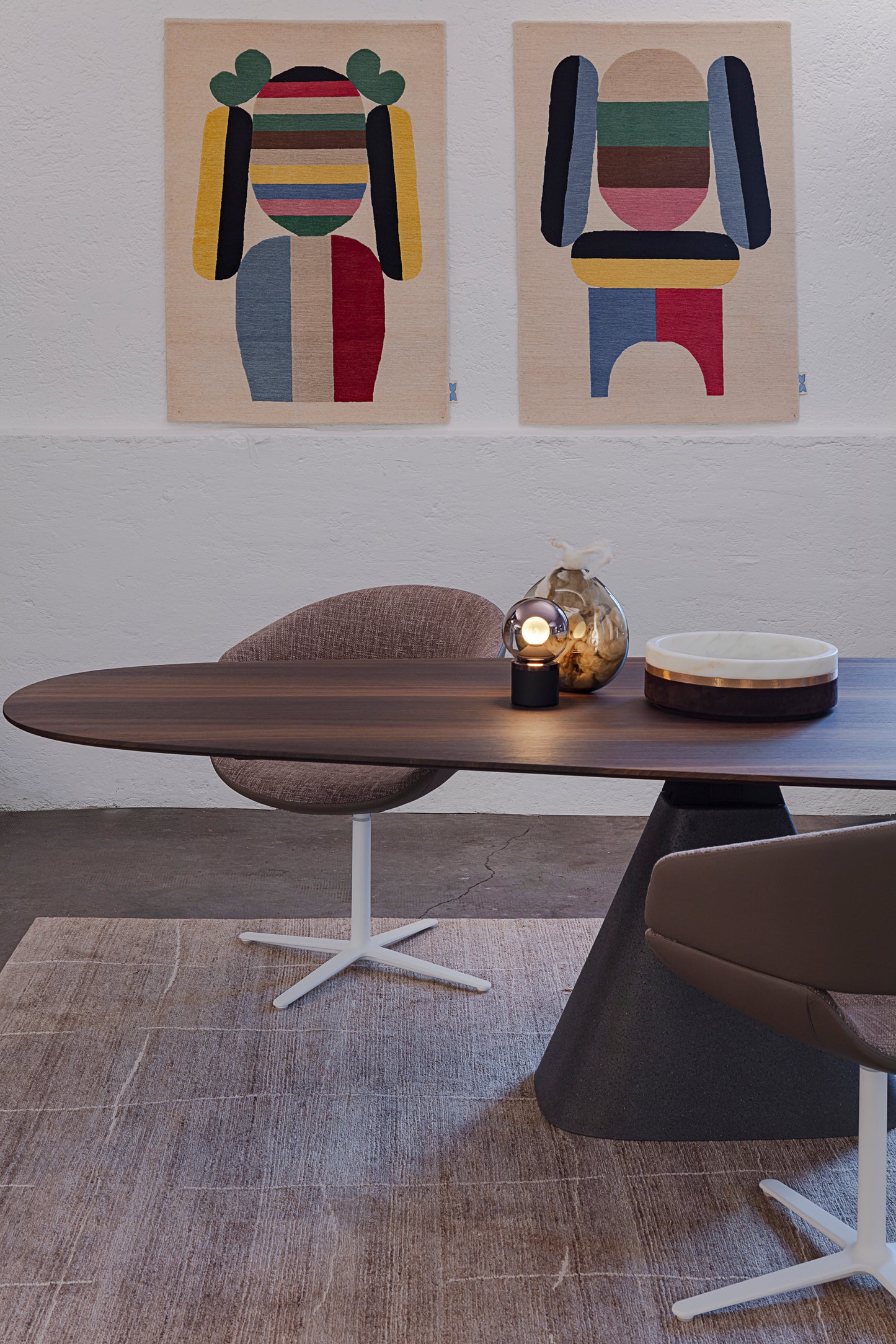 Fonal by Eszter Nagy