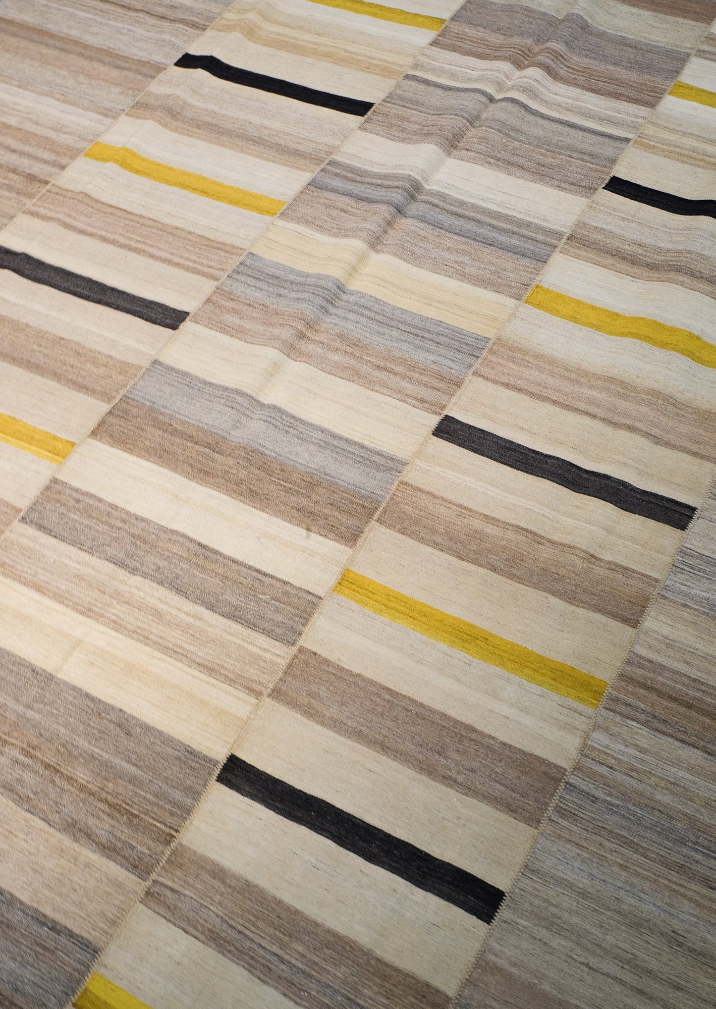 Kilim 263 x 390 cm