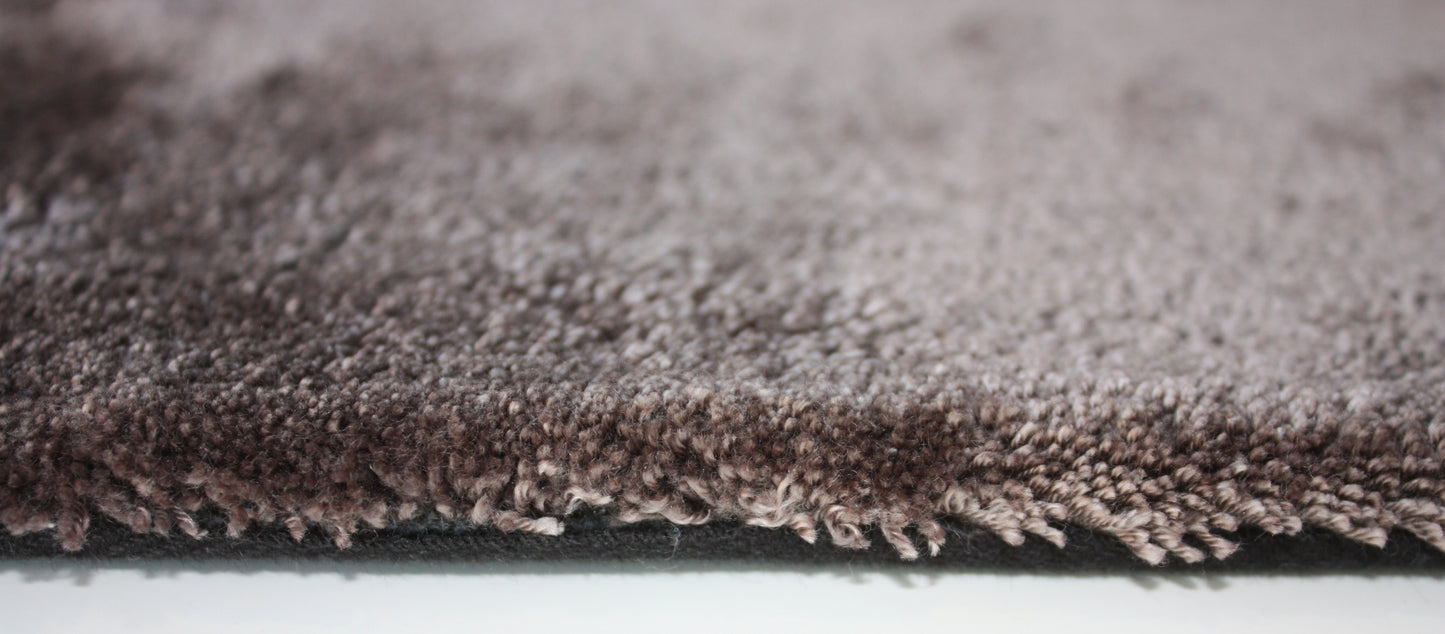Plain Tuft