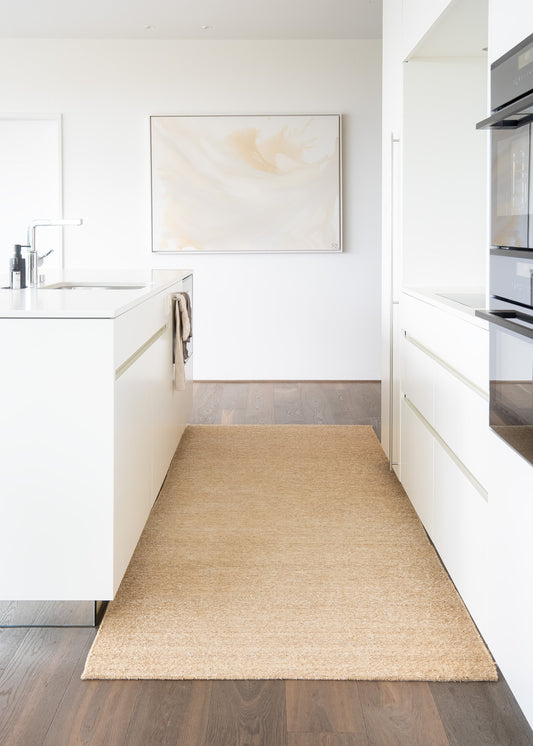 Warum Designer für Küchenprojekte immer öfter zu handgewebtem Teppich greifen