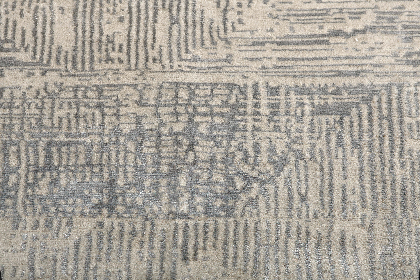 Labyrinth Silver 
