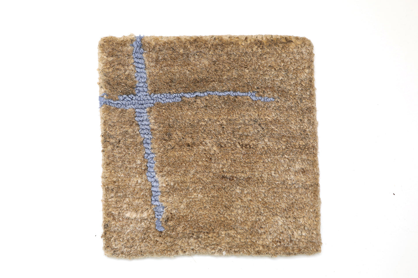 Fonal by Eszter Nagy