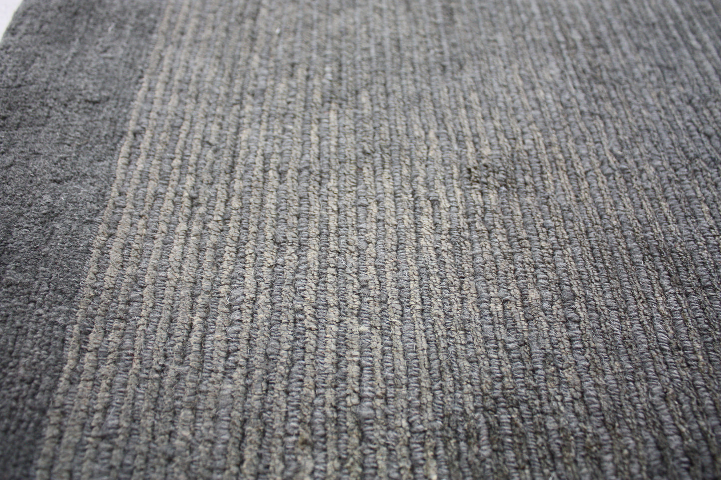 B-675 with edge slate gray 160x220cm 